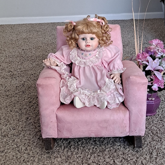 Heritage Mint, LTD Other - 2001 Heritage Mint, LTD Collectible Caucasian Baby Doll